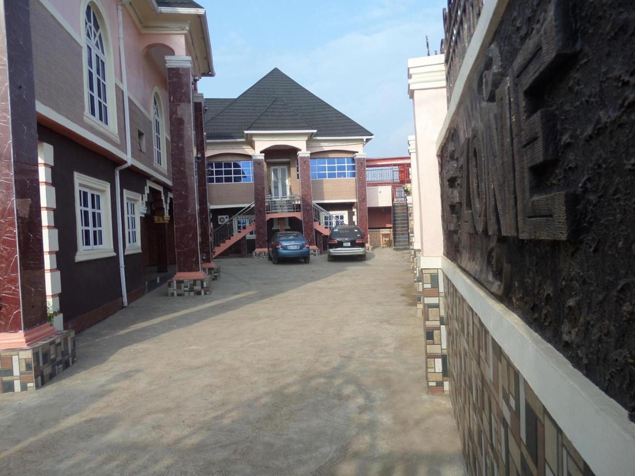 De-Zone Hotel Ikotun Buitenkant foto